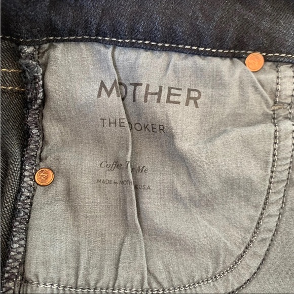 Mother the looker jeans 25 in dark wash: Coffee, tea or me? - Picture 10 of 16
